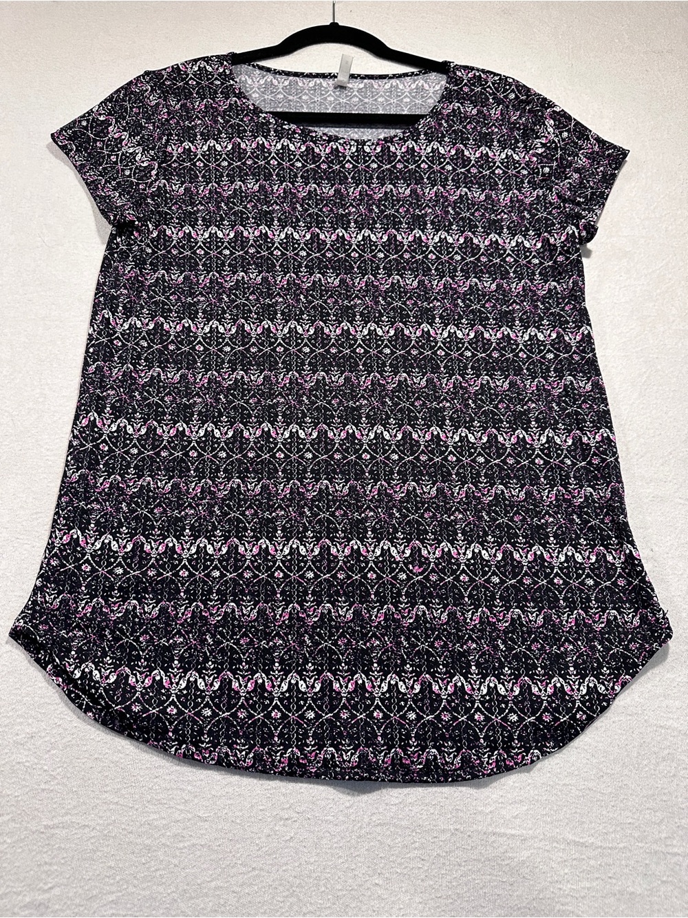 Honey and Lace Black Short Sleeve Tee with Pink & White Pattern
